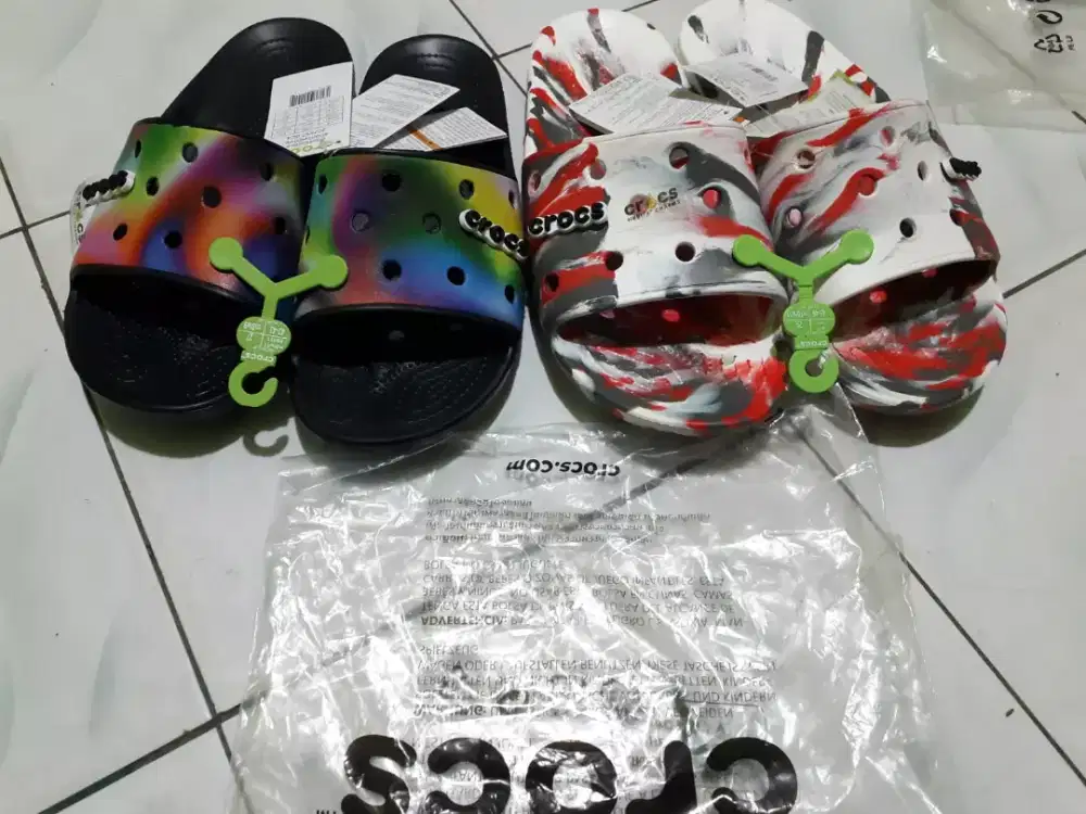 Sandal,sendal CROCS dan Puma original bagi yang paham merek
