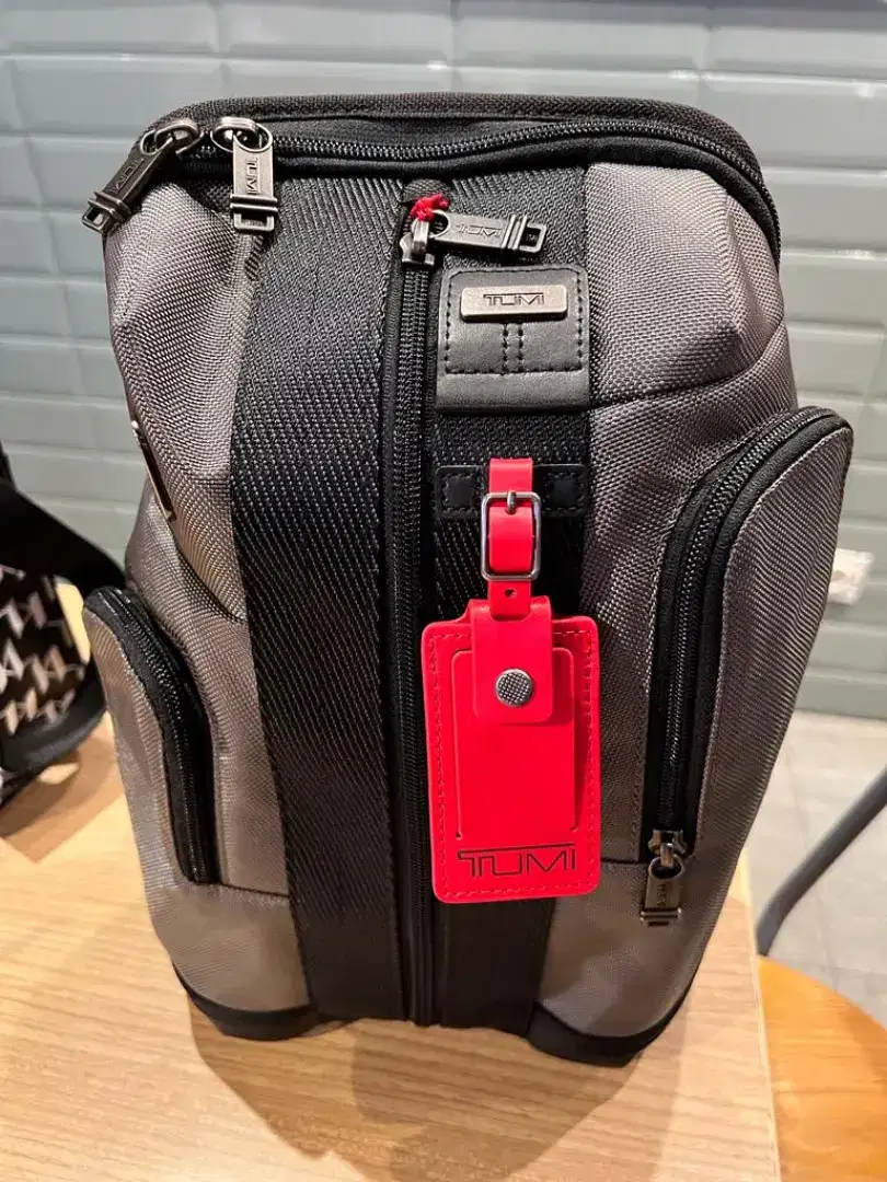 TUMI Higgins Authentic