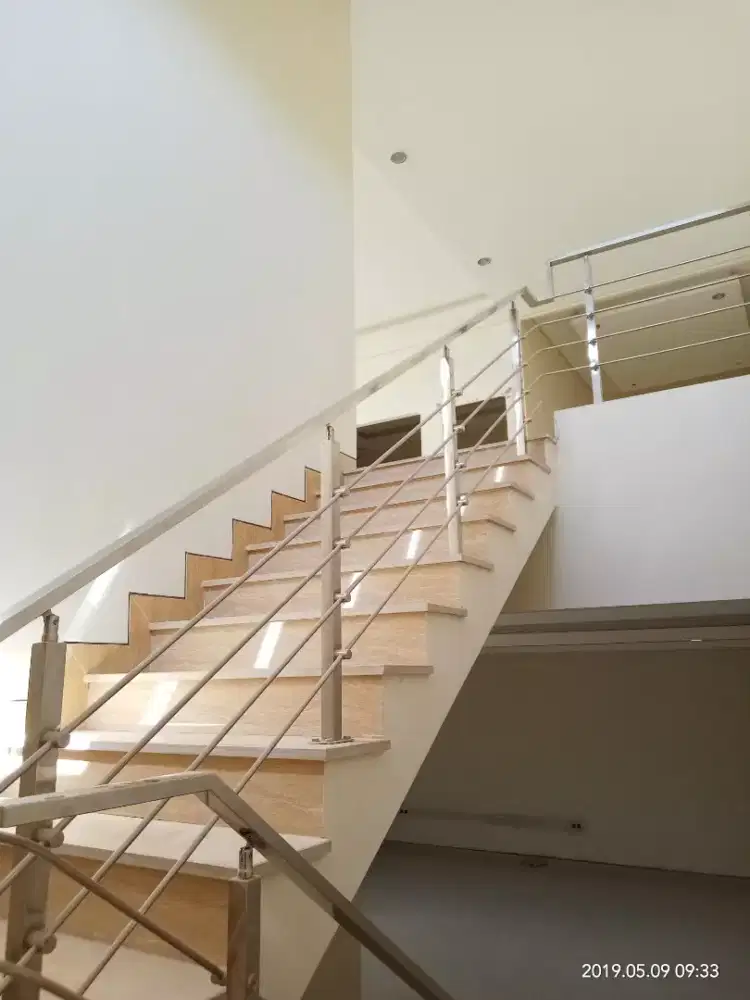 ralling tangga minimalis