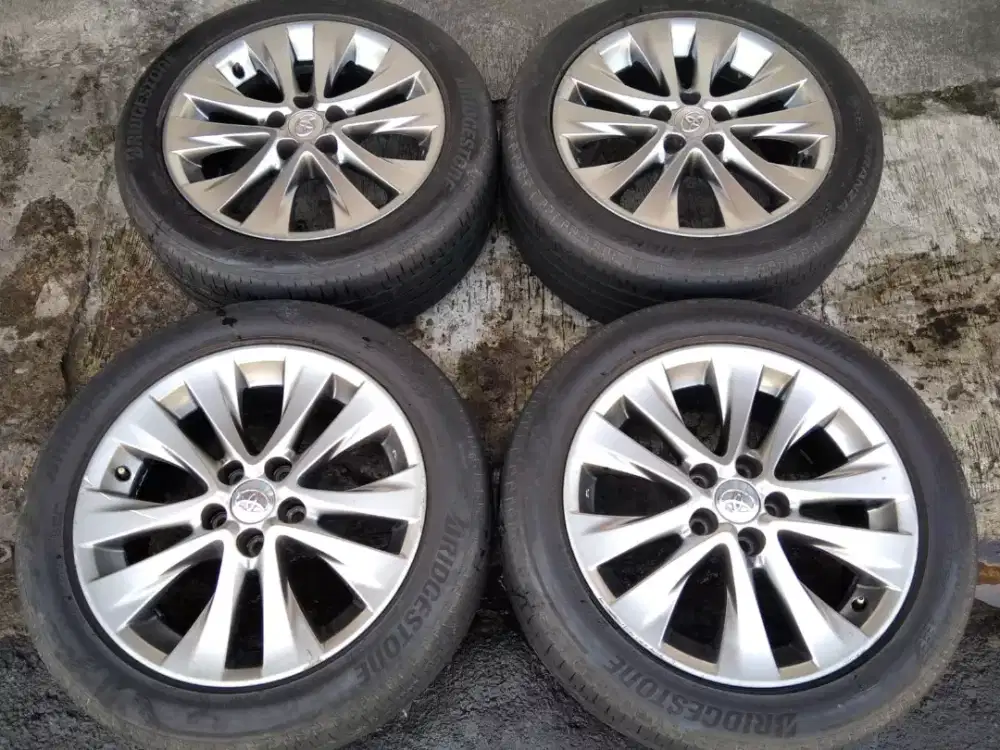 Velg toyota alphard vellfire ring 18 sama Ban