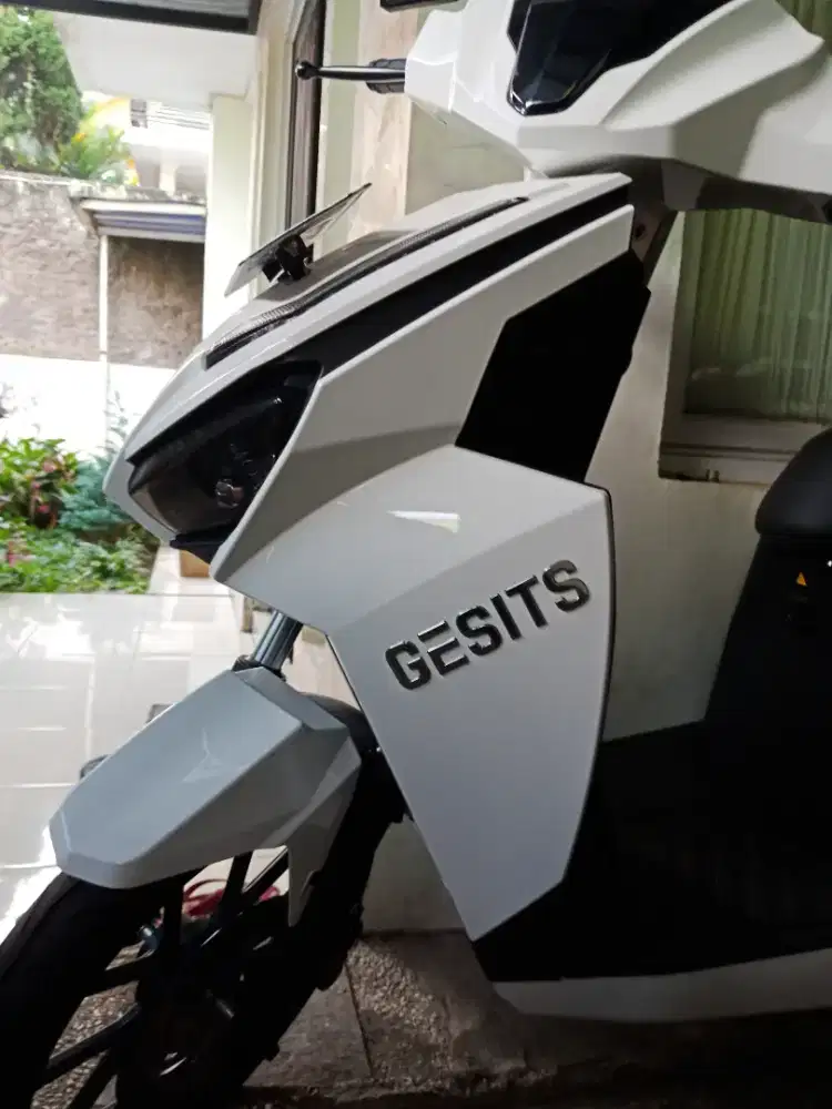 Motor Listrik Gesits G1