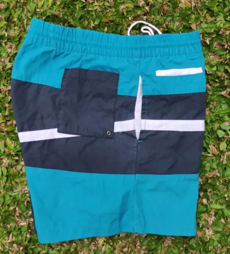 Celana Pendek / Boardshort surfing