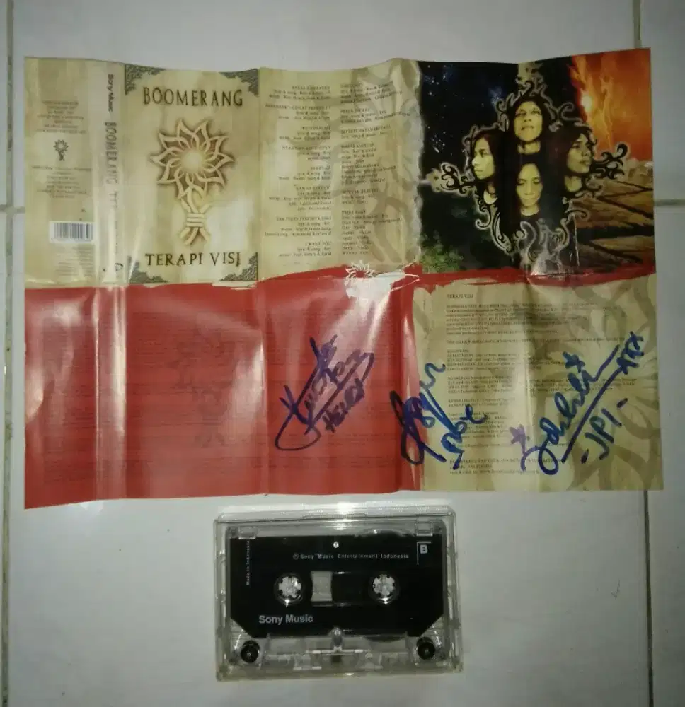 kaset ori boomerang album terapi visi plus tandatangan boomerang