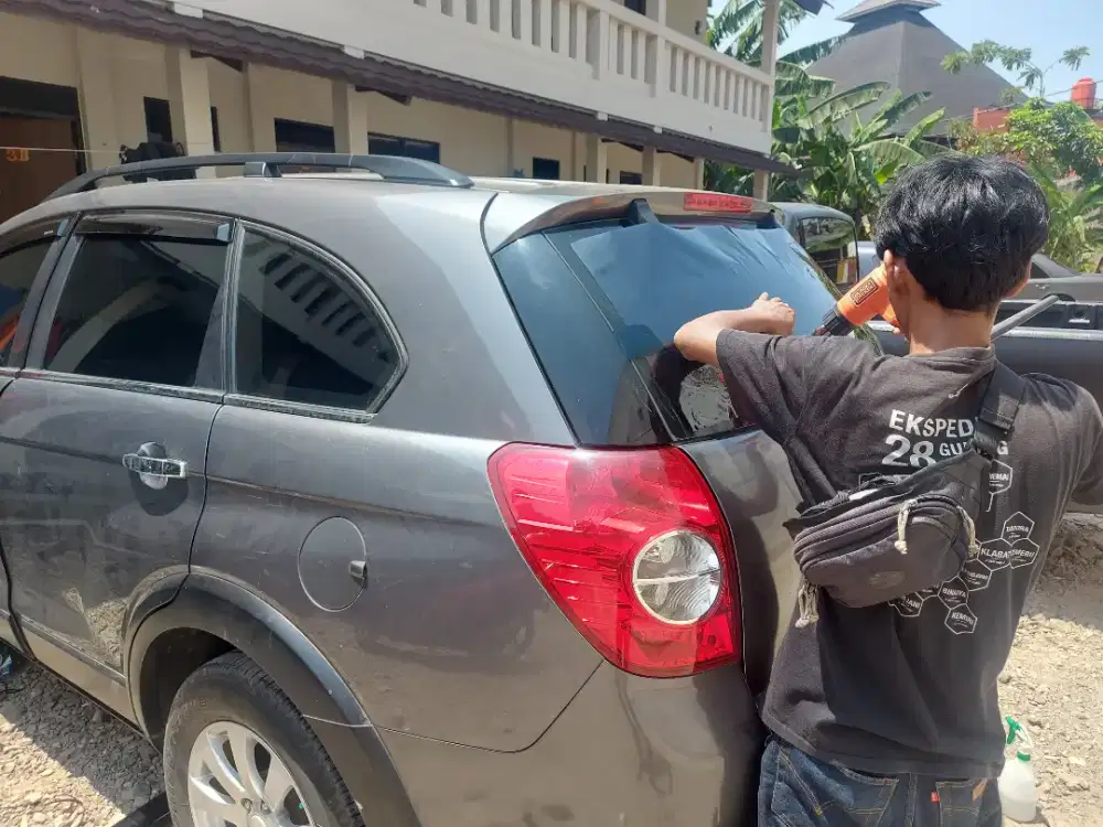 kaca film mobil berbagai merk terbaik dan jasa pasang