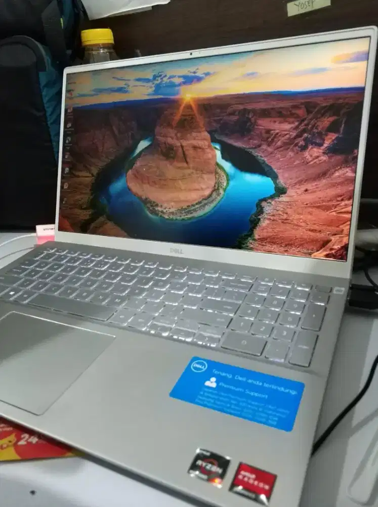 Di terima laptop /macbook segala kondisi / terima servise juga