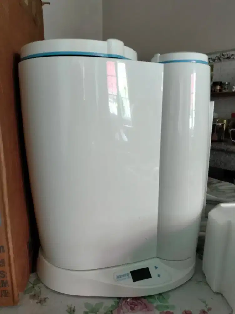Water treatment system amway E3411. Menghilangkan bakteri, virus