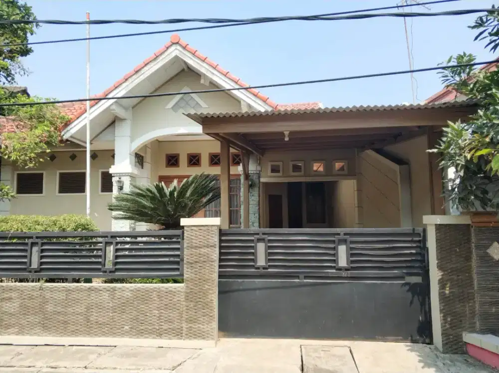 Dijual rumah dan kost kontrakan nyaman siap huni strategis