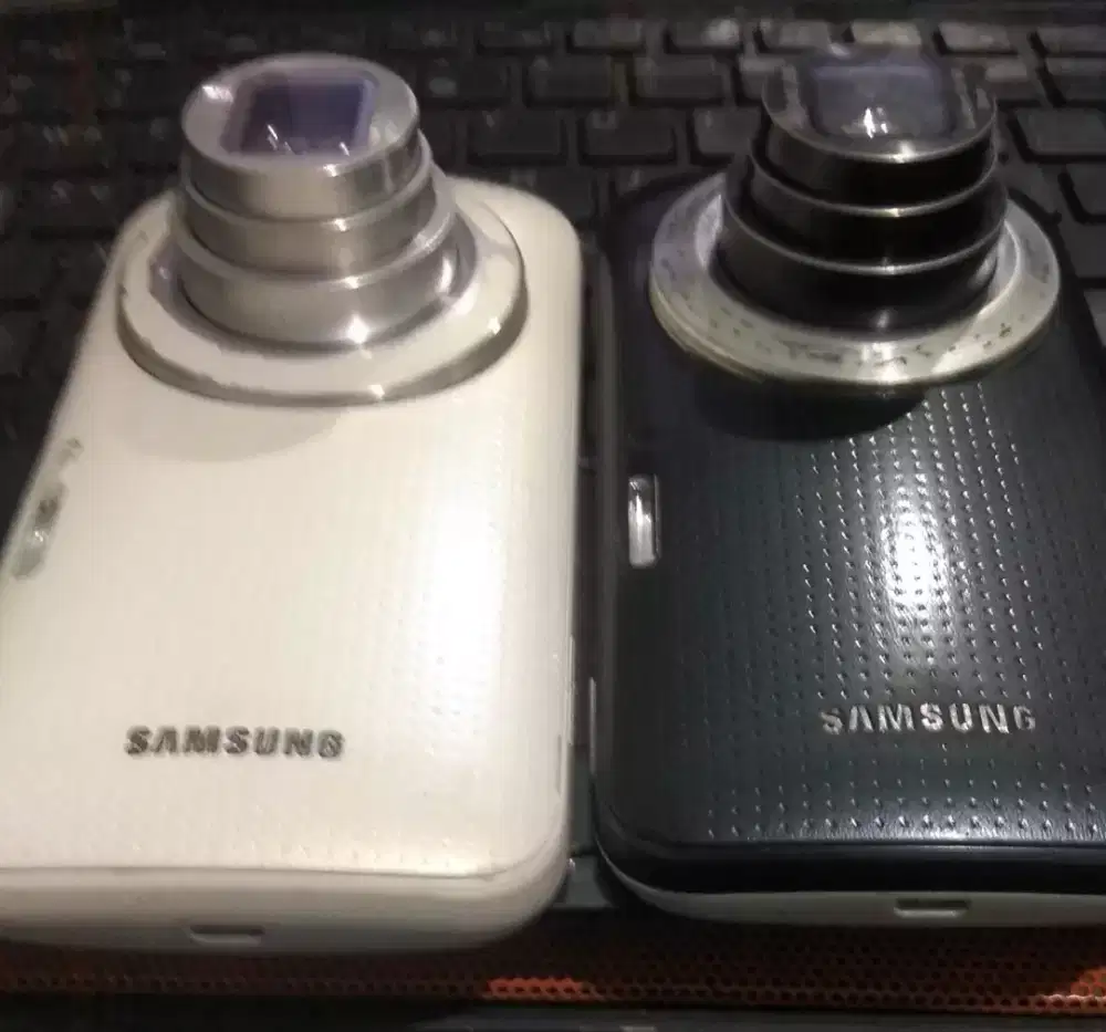 Samsung bts k zoom marvel x black & white