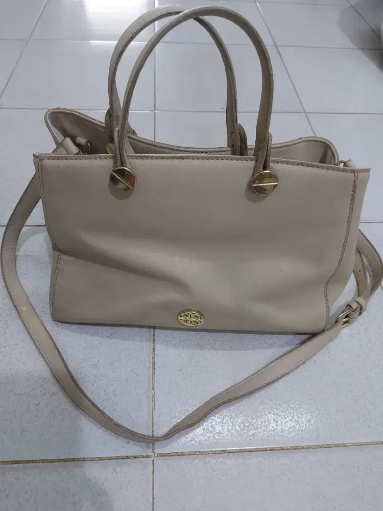 Tas merk les castino masih bagus