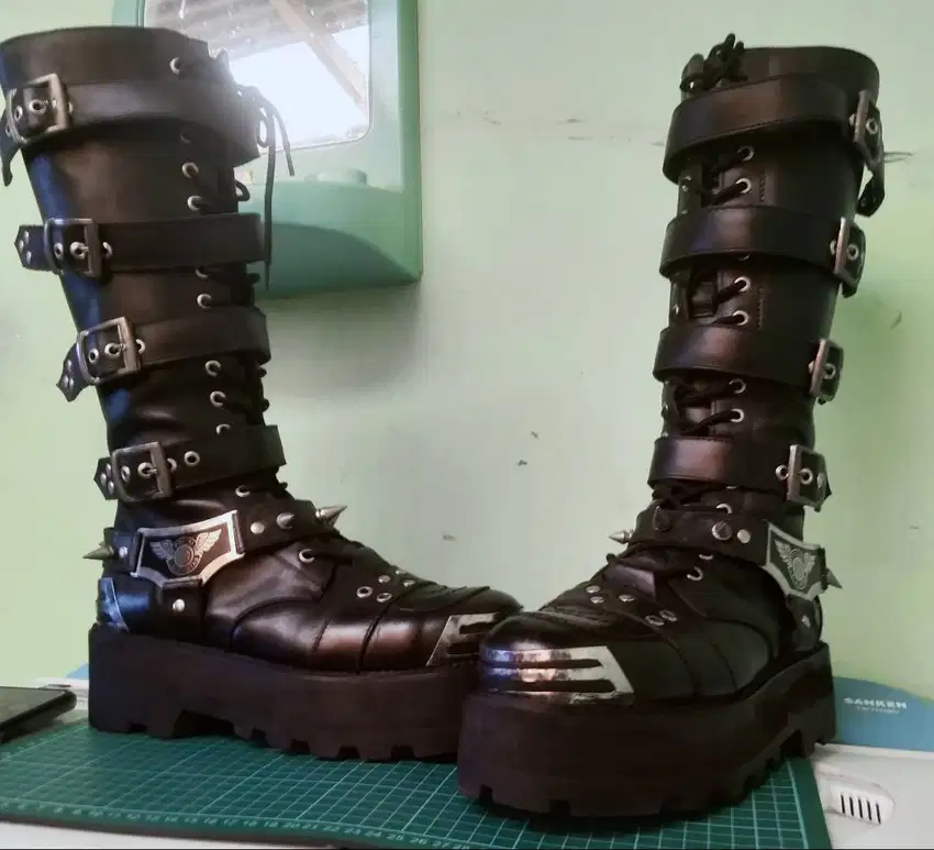 Galaxy gothic boots mode extreme metal