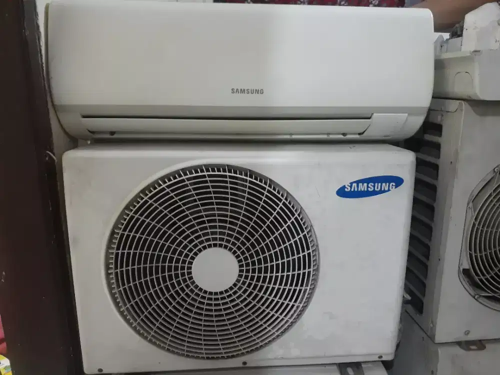AC Samsung 1/2 pk Fullset Indoor+Outdoor Gratis Pasang+Freon