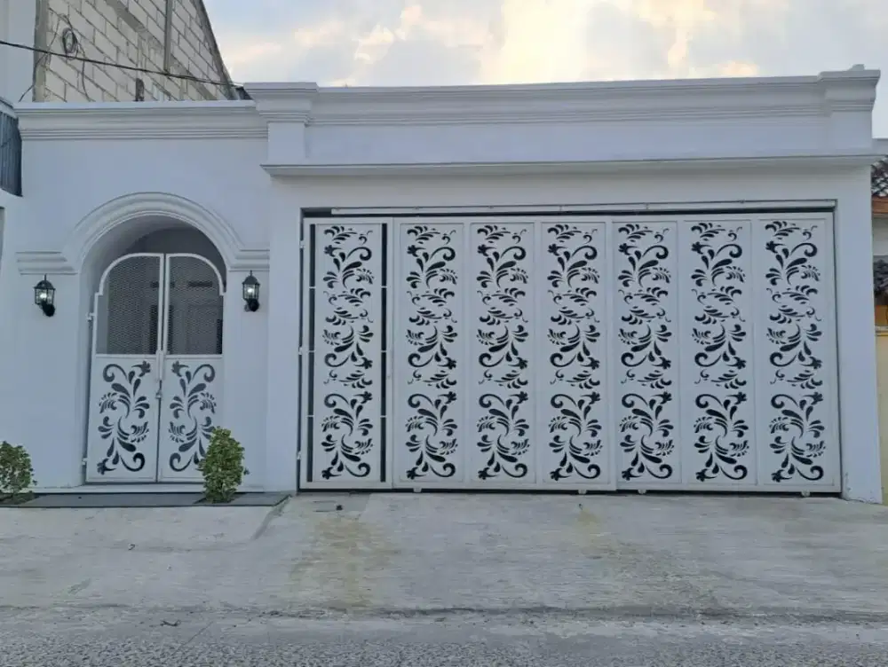 Dijual Rumah mewah & baru Lb 189