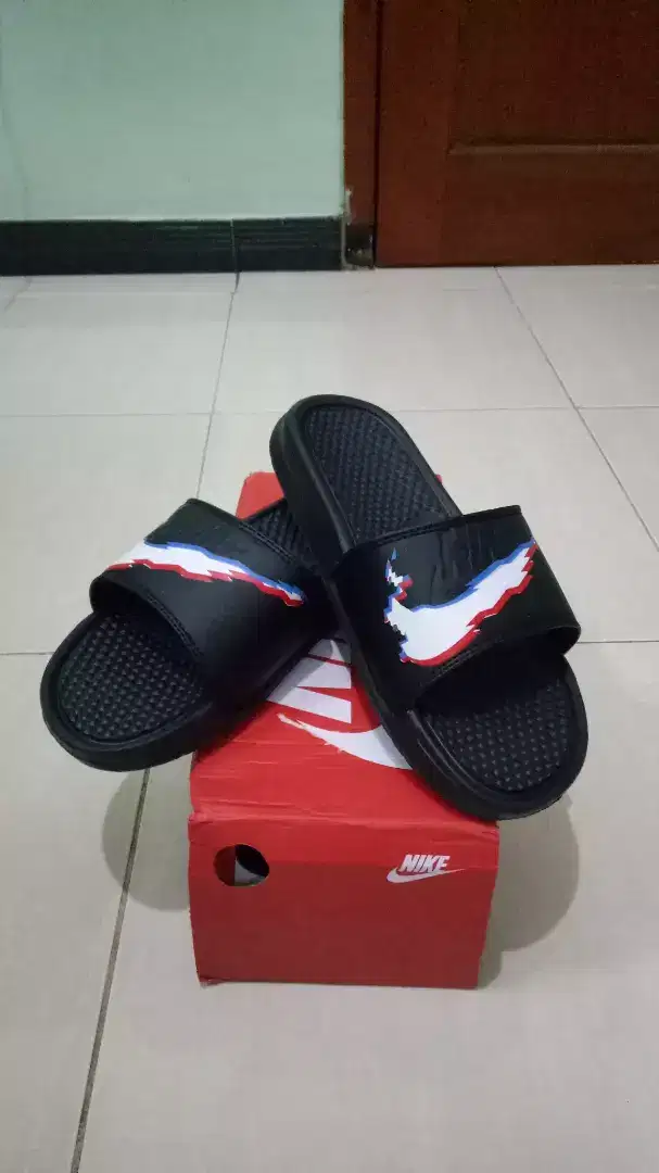 Sandal nike benassi size 41.