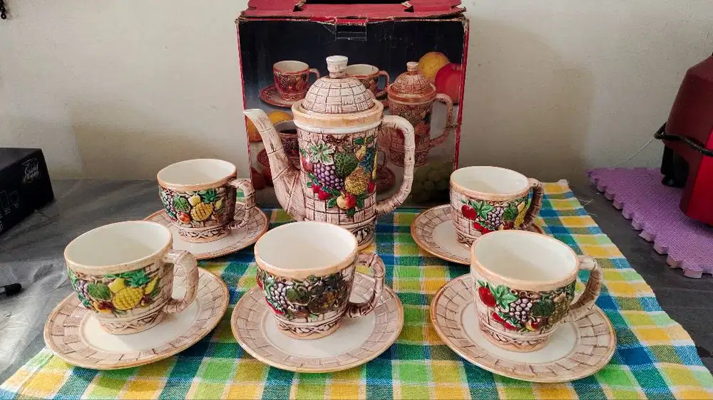 Tokiwa Japan Teaset (P-59): 1 Teapot + 5 set Cup, Teko & Cangkir Teh