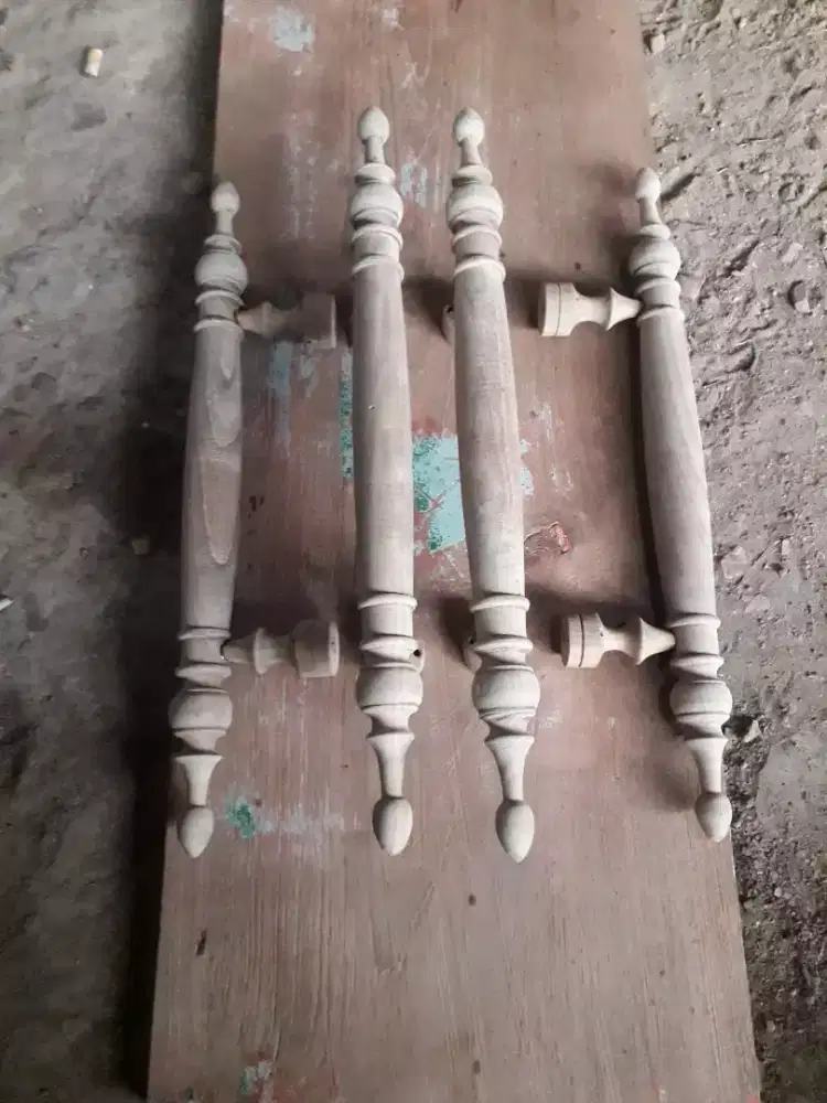 Hendel pintu kayu jati lama