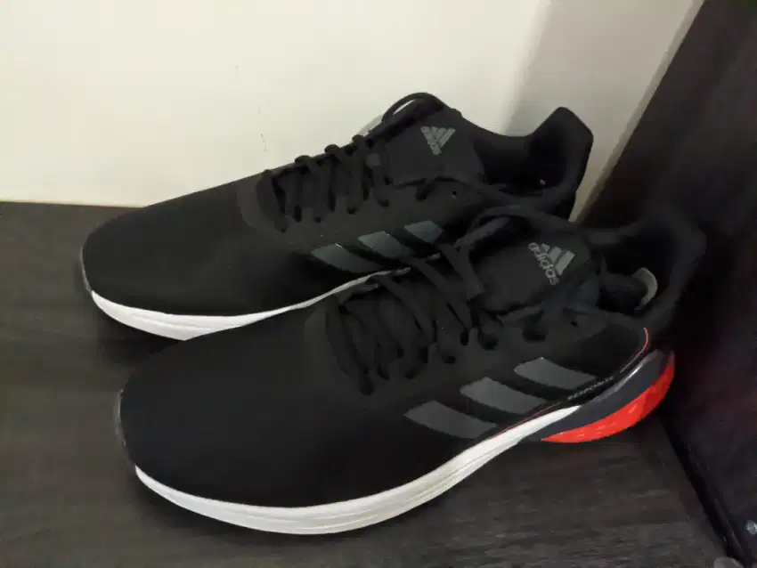 Sepatu Lari Running Pria Adidas Response FX3629 Ukuran UK 10.5 Origina