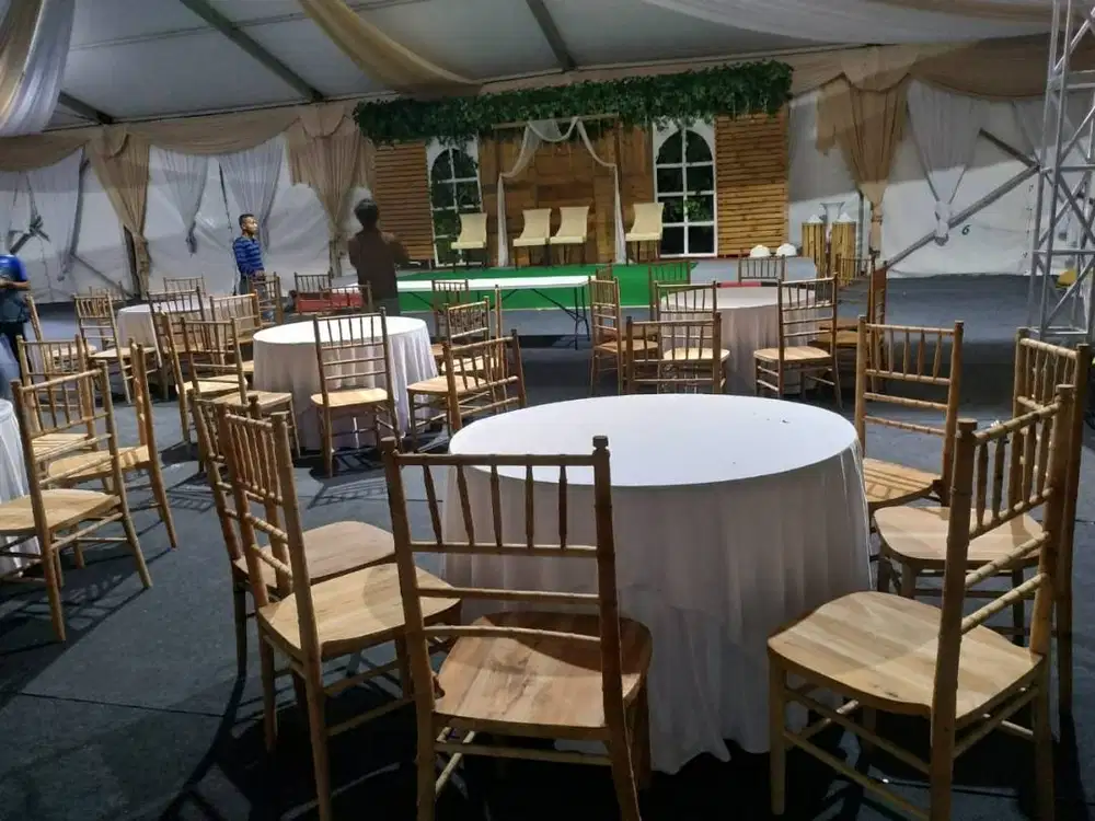 Sewa Kursi Tiffani untuk Event wilayah Bekasi dan sekitarnya.