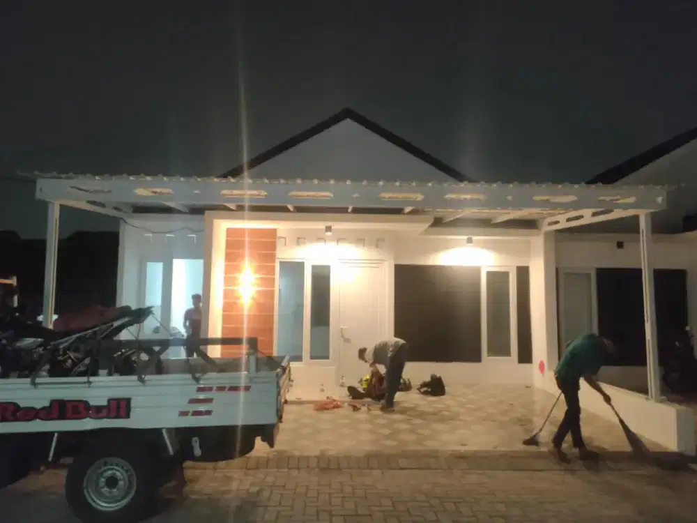 Pemasangan kanopi rumah rangka baja ringan atap spandek pasir