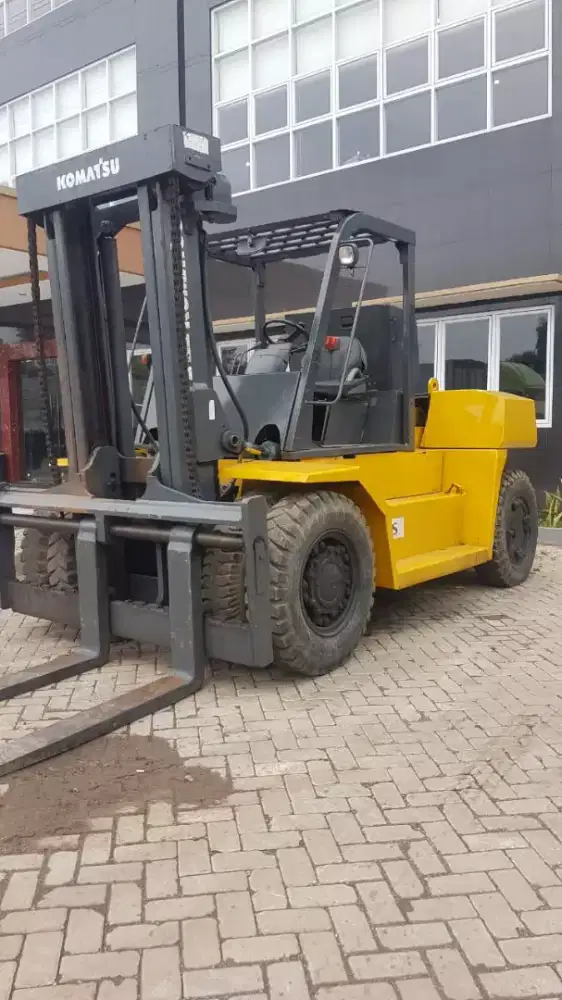 Forklift Komatsu 10 Ton