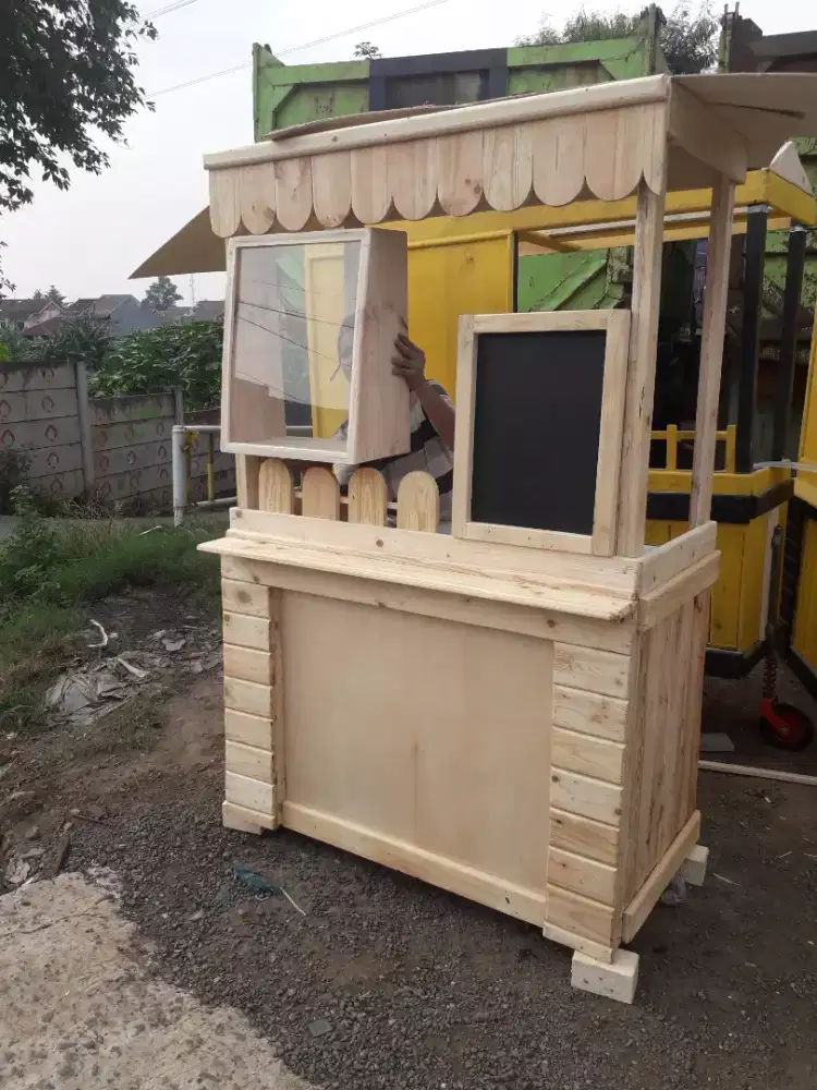 FROMO Booth Jati Belanda Cocok Untuk buka Franchise