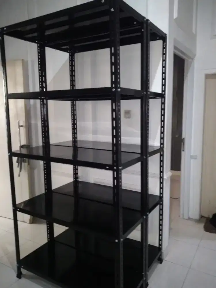 rak besi warna full hitam siap kirim kota bandung