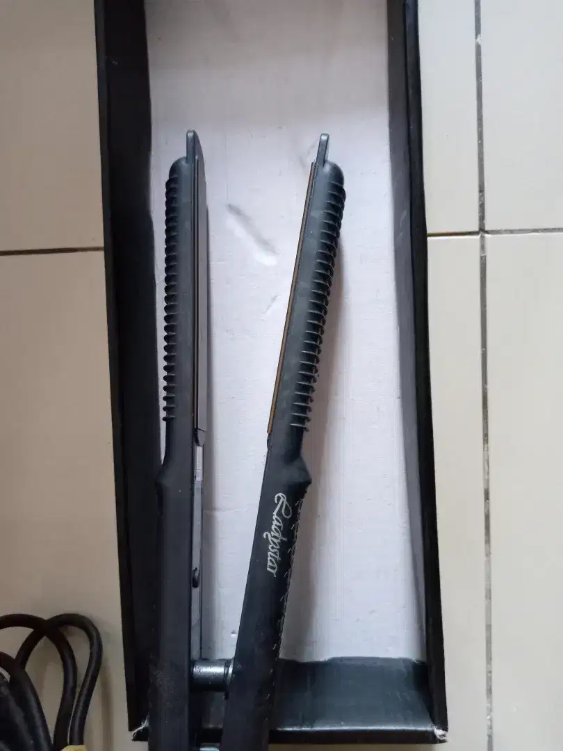 Alat catok rambut dan Curly LADY STAR