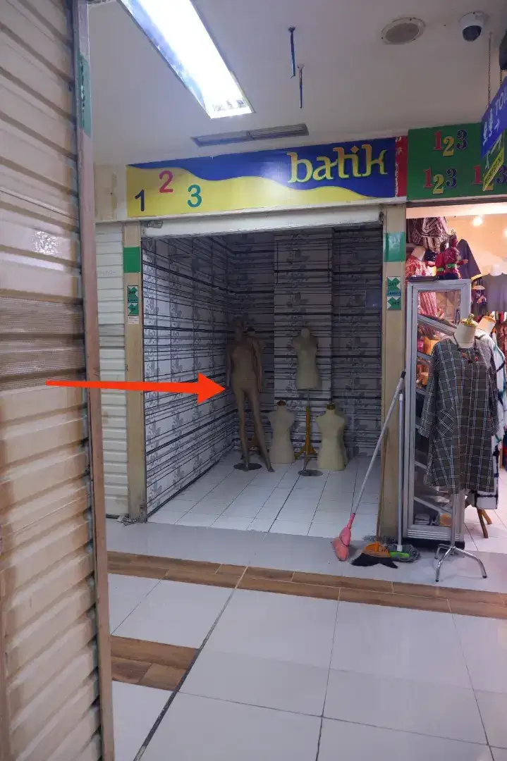 DIJUAL/DISEWAKAN KIOS DI PGC CILILITAN
