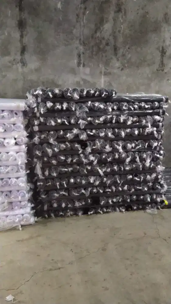 Peles Satin Silk Abutay. Termurah. Black & White