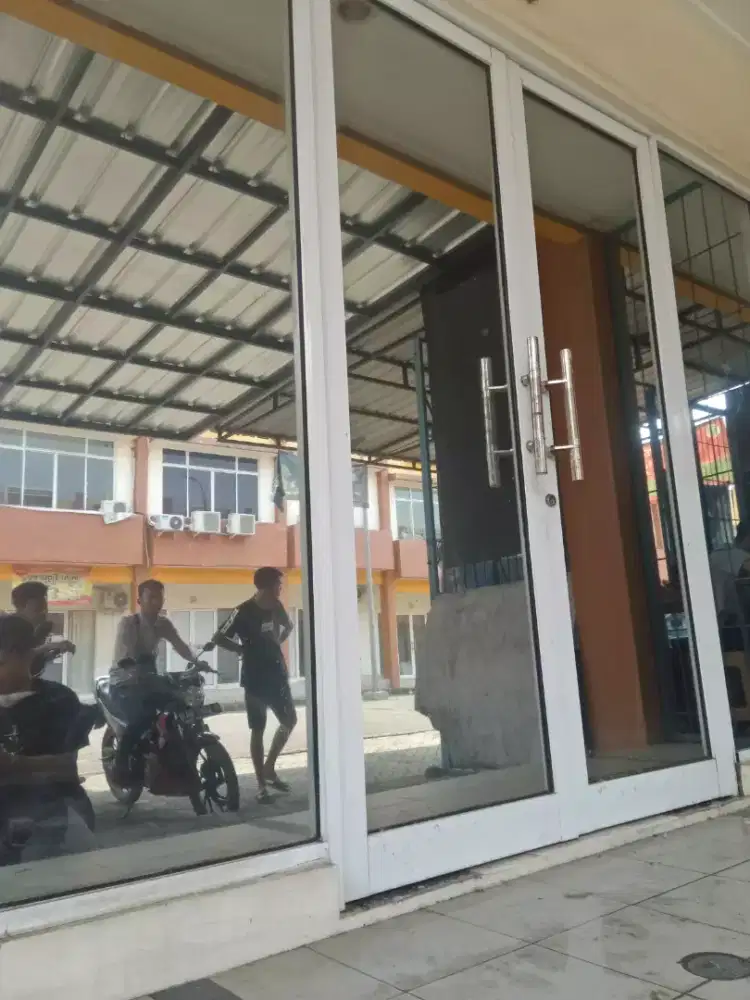 Stiker kaca oneway/stiker kaca mirror/stiker kaca cermin/stiker kaca