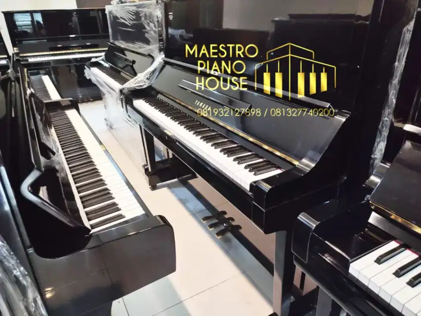 Piano Yamaha UX3 goldplate