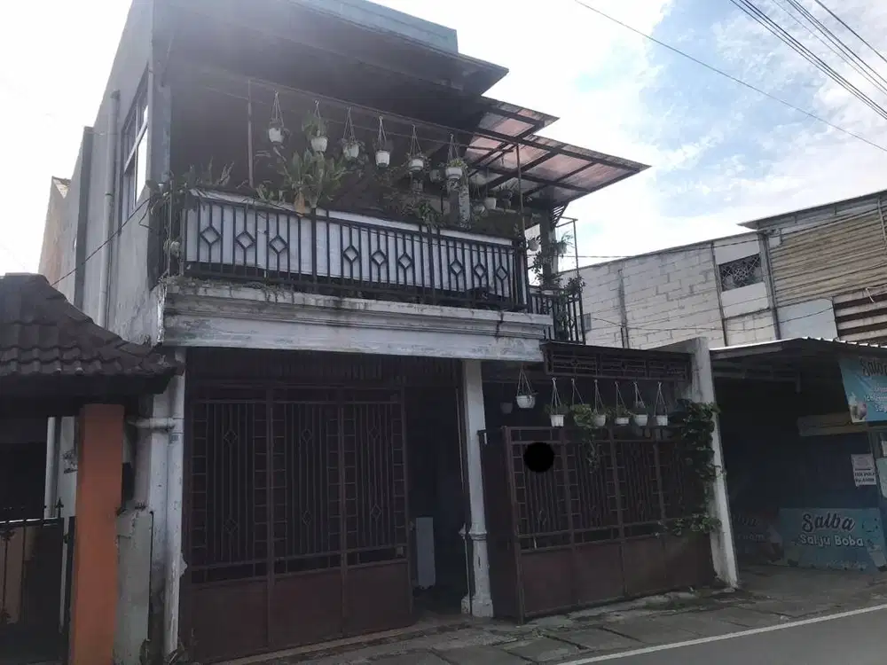 Dijual rumah 2 lantai di Jl. Jagakarsa 1 Jaksel.