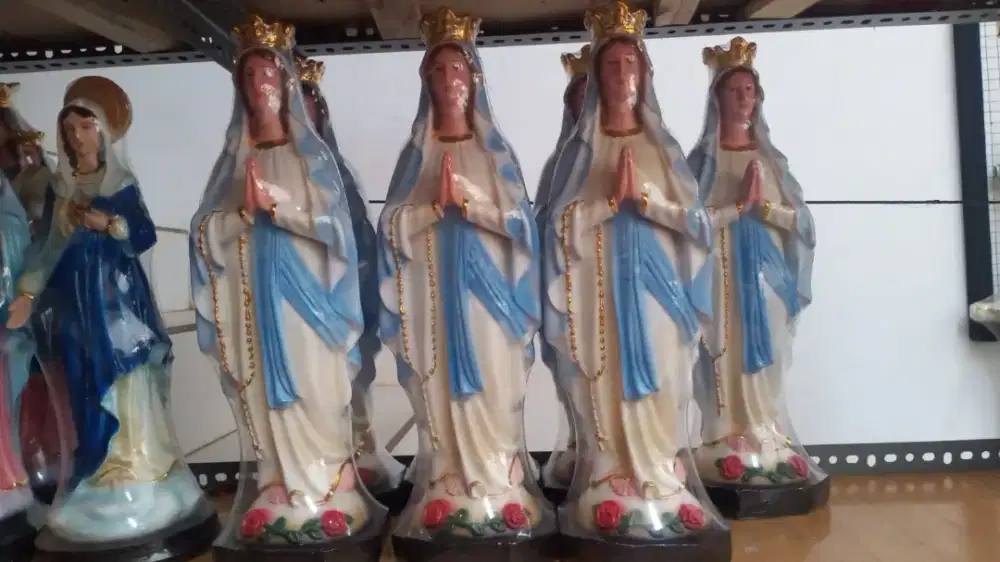 Patung Maria Tangan Terbuka & Maria Lourdes Rohani Katolik MKRMTTL