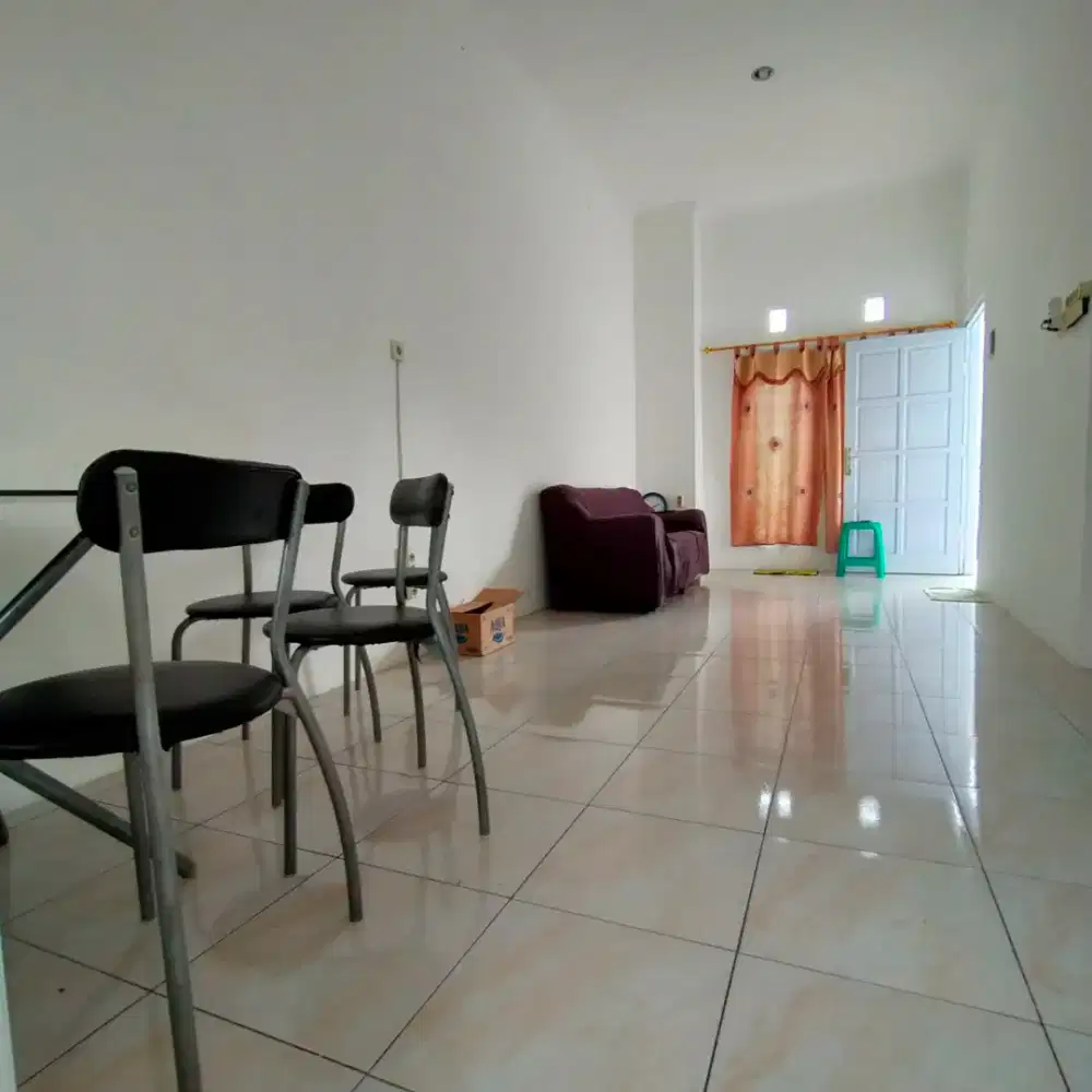 dijualrumah minimalis strategis bebas banjir kalicari pedurungan