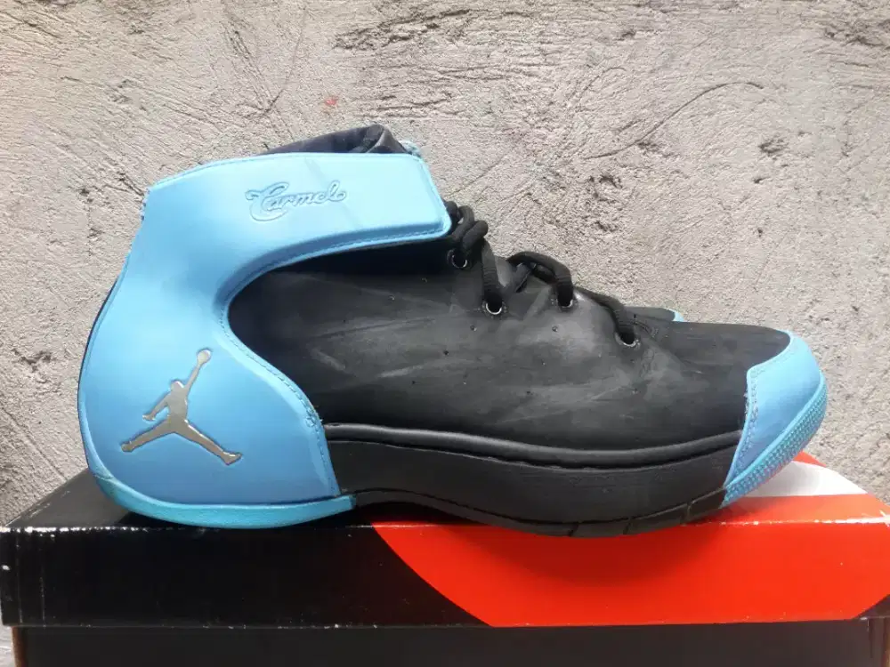 Sepatu Basket Jordan Melo
