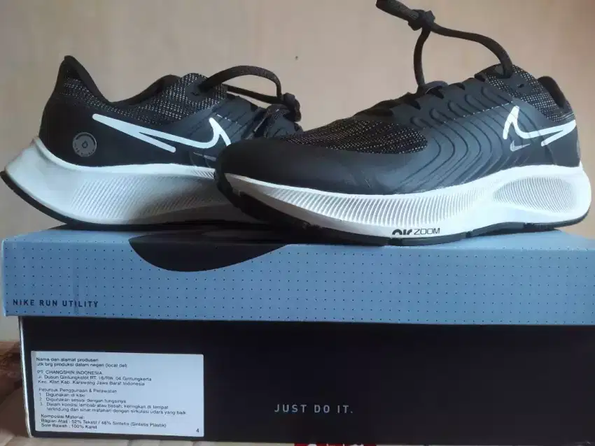 (BNIB 100% ORI) Nike Pegasus 38 Shield Black size 42 / 26,5cm