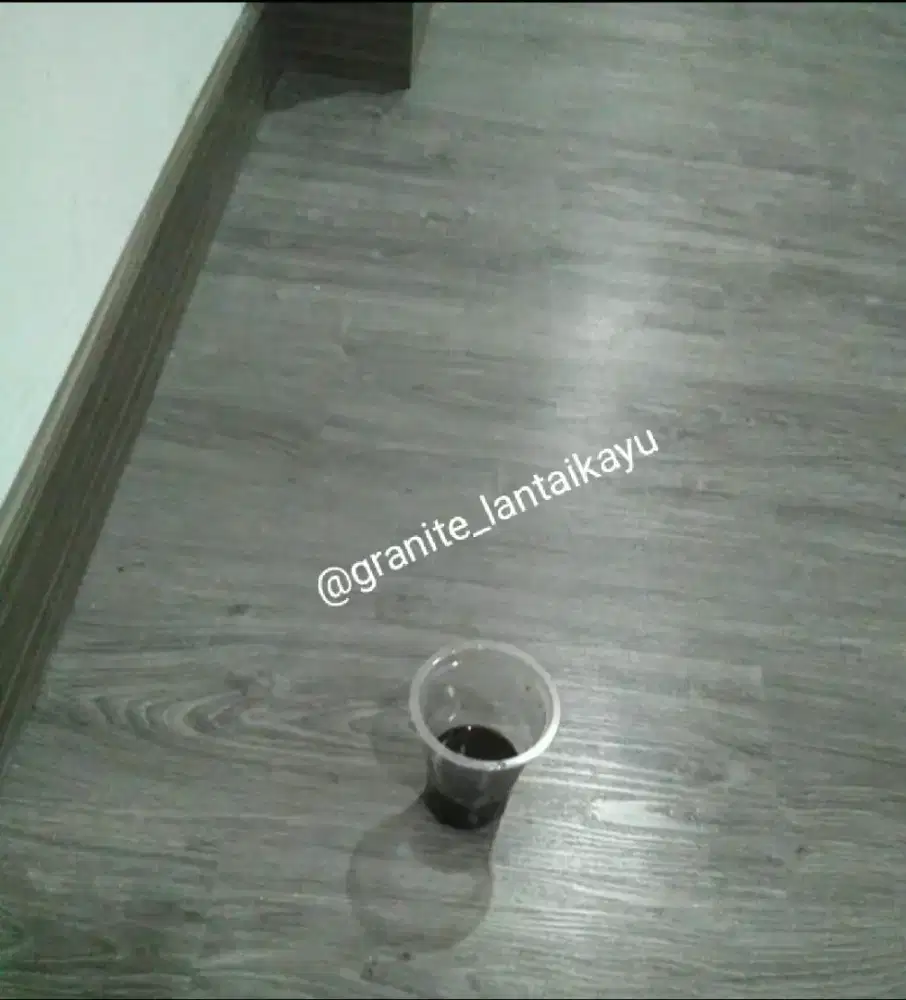 PROMO VINYL Plank Terpasang