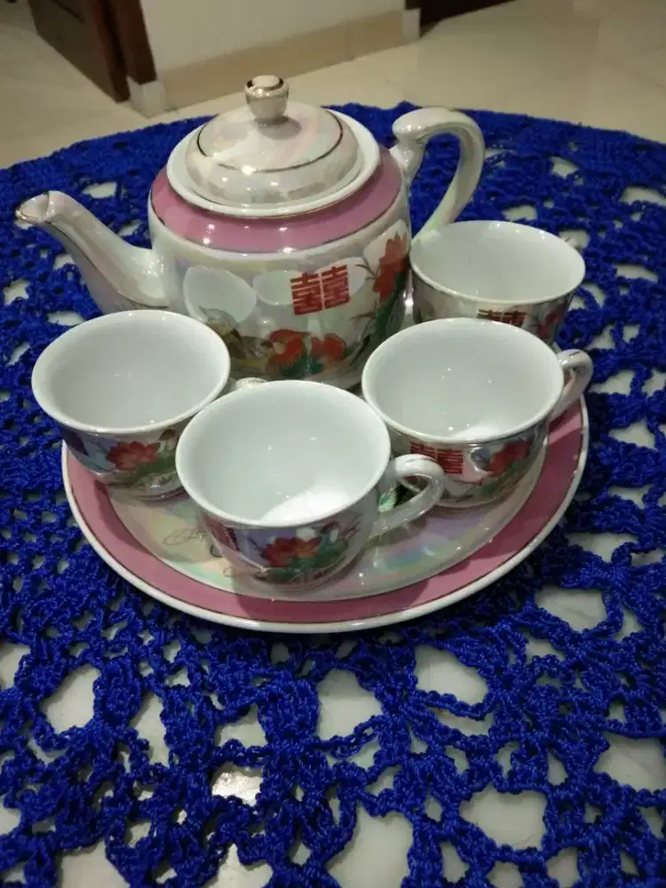 Cangkir kecil keramik cina