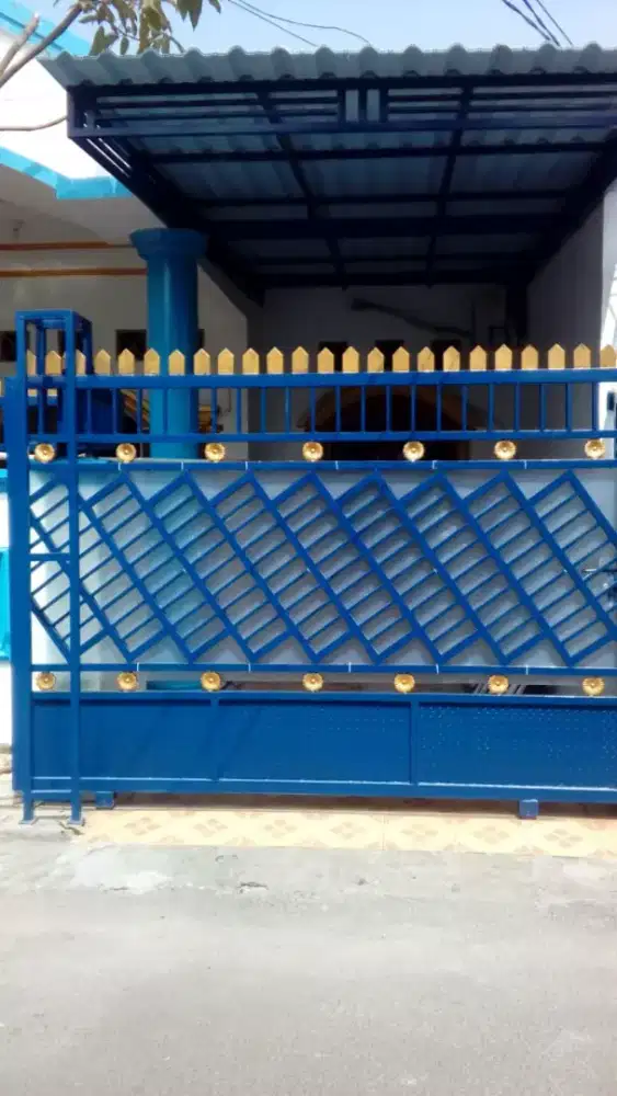 Pintu gerbang minimalis