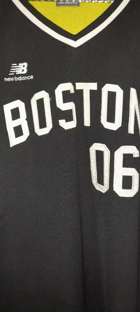 Kaos Basket New Balance