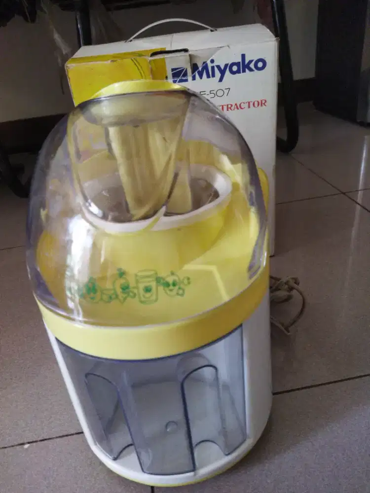 Miyako Juicer JE-507