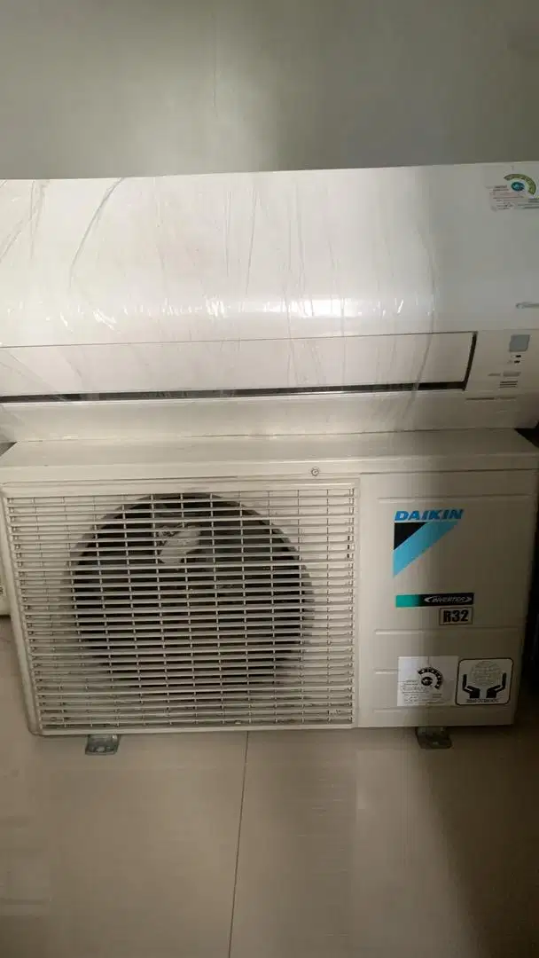 Ac daikin 1/2pk new model