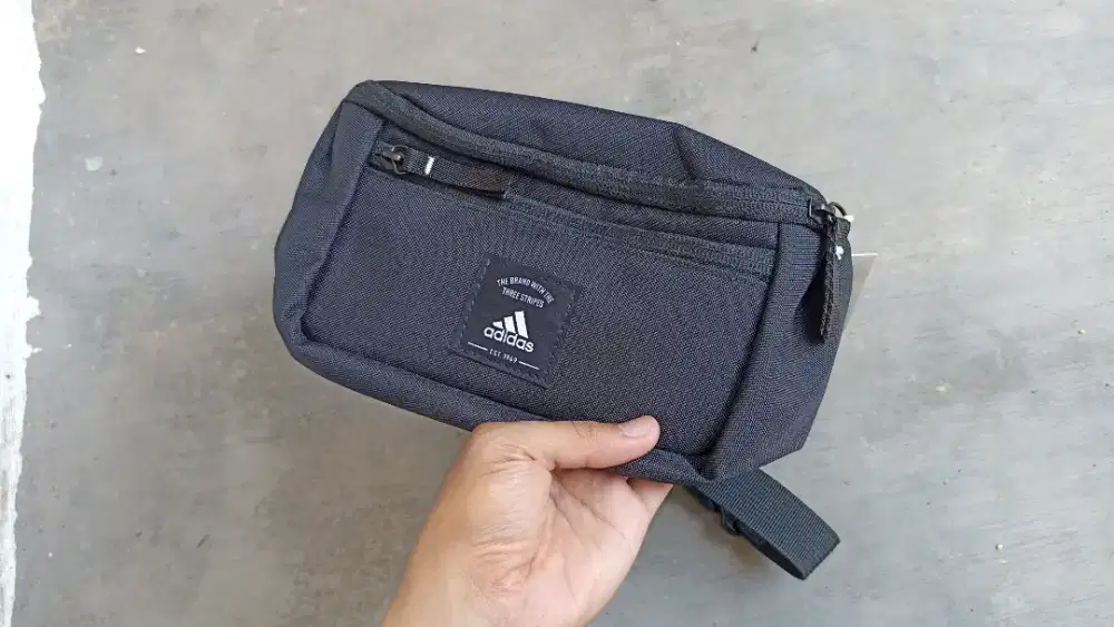 Adidas Waist bag Original hitam