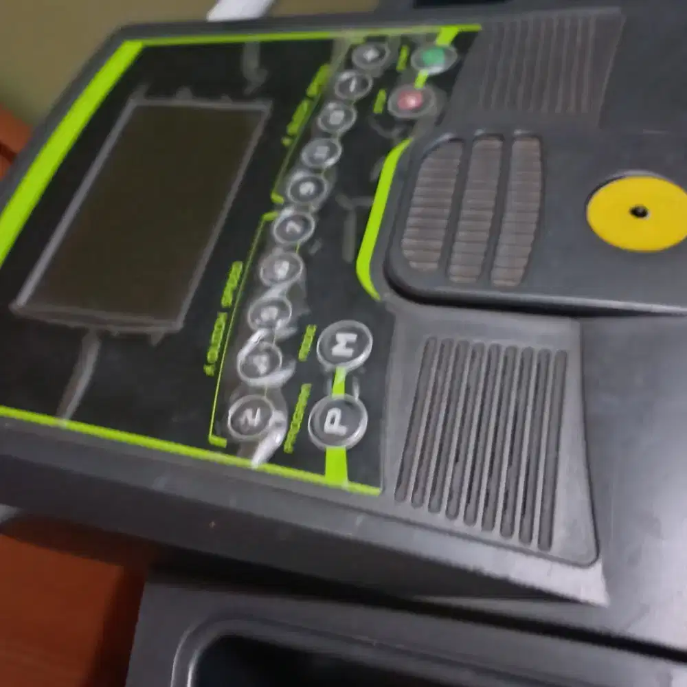 Dijual triedmil masih sangat bagus 100 prsen