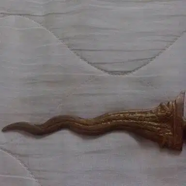Keris Kuning Emas