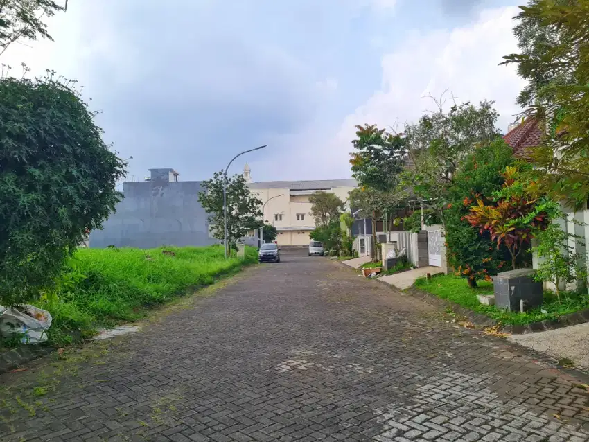 Tanah Siap Bangun di Perumahan Graha Kencana Dekat Exit Toll Karanglo