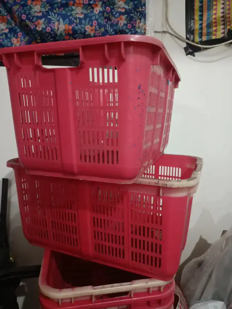 Keranjang besar keranjang paket