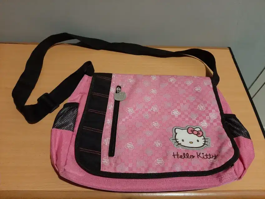 Tas sekolah anak cewek Hello Kitty Sanrio