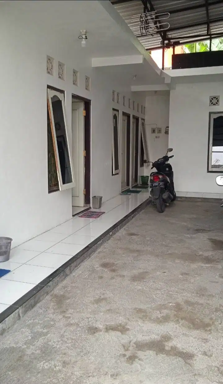 Kost Putra Solo Baru