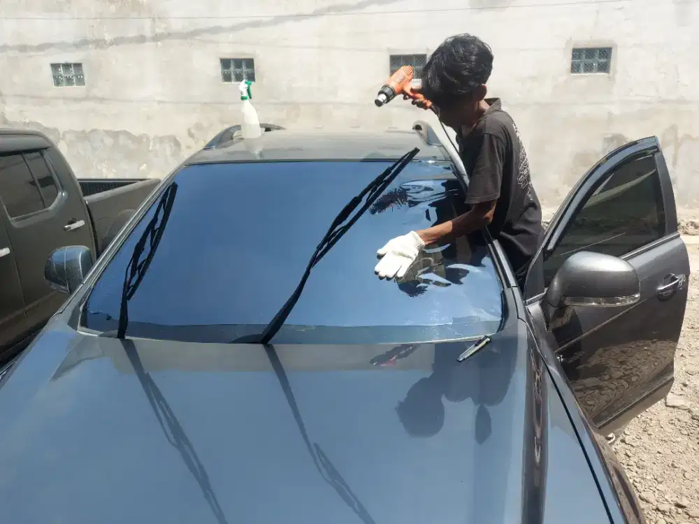 teknisi kaca film mobil panggilan