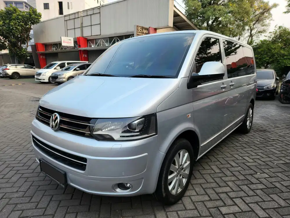 Collector Item! VW Caravelle 2.0 TDi Highline 2012
